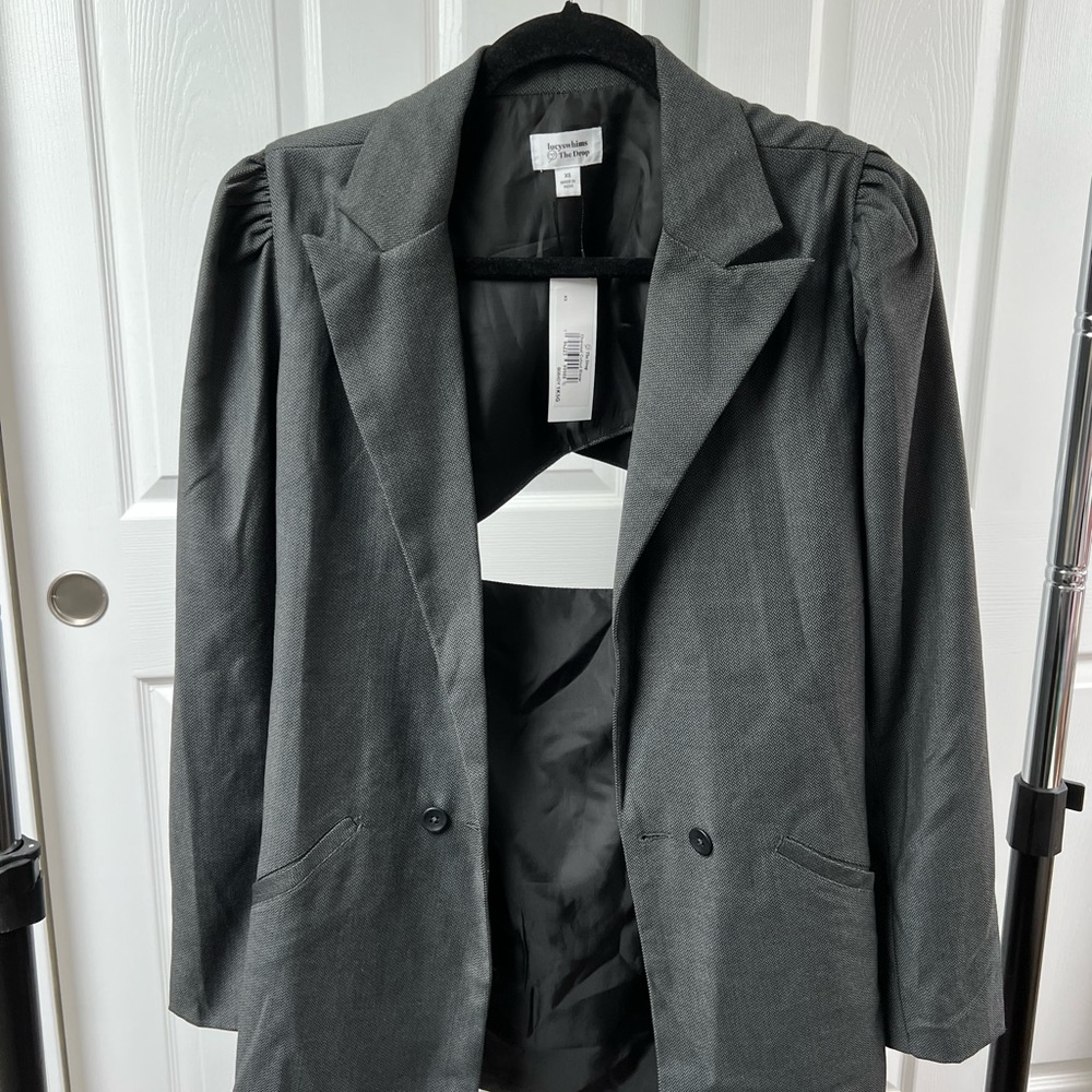 The Drop Cutout-Back Blazer